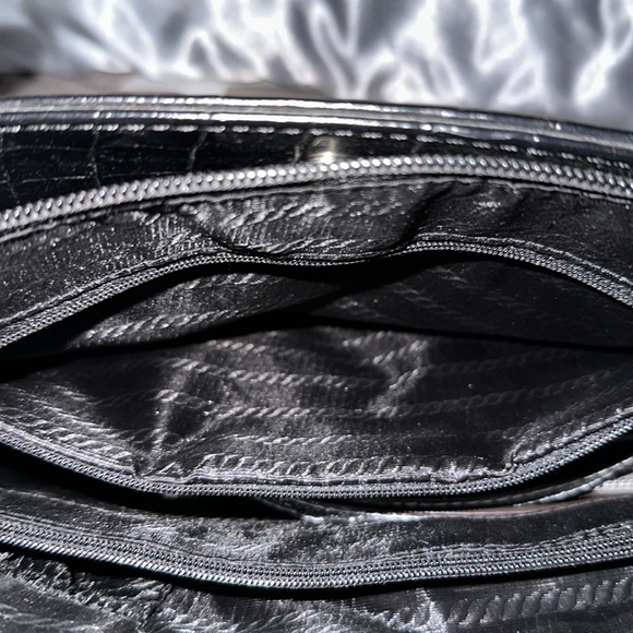 Prada black 🐊 croc leather handbag no call outs silver feet 3 open pockets nice - Picture 8 of 14